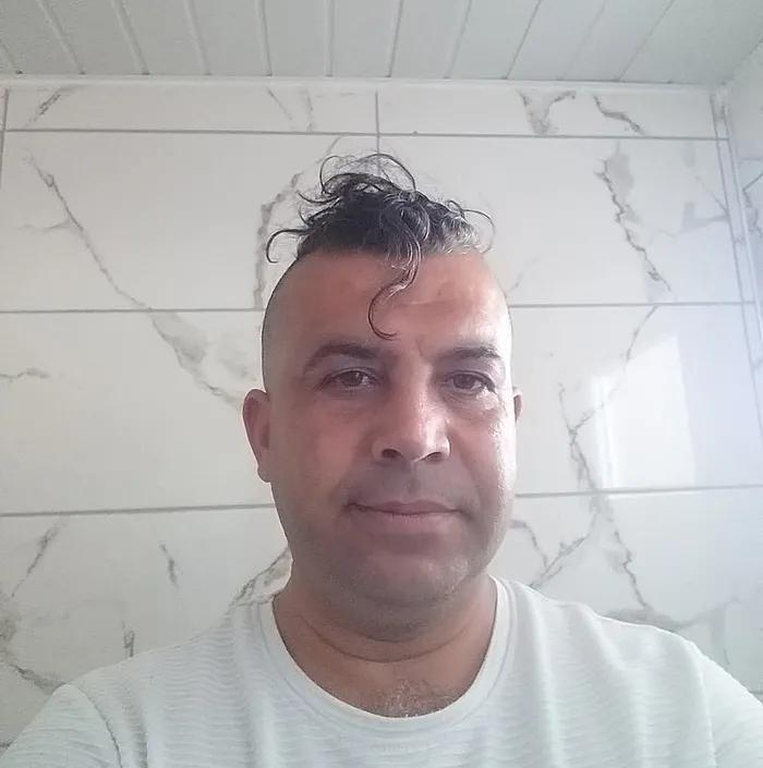 1742111612604.jpg Eşinden ayrılıp bunalıma giren fotoğrafçı evinin balkonunda ölü bulundu - 1