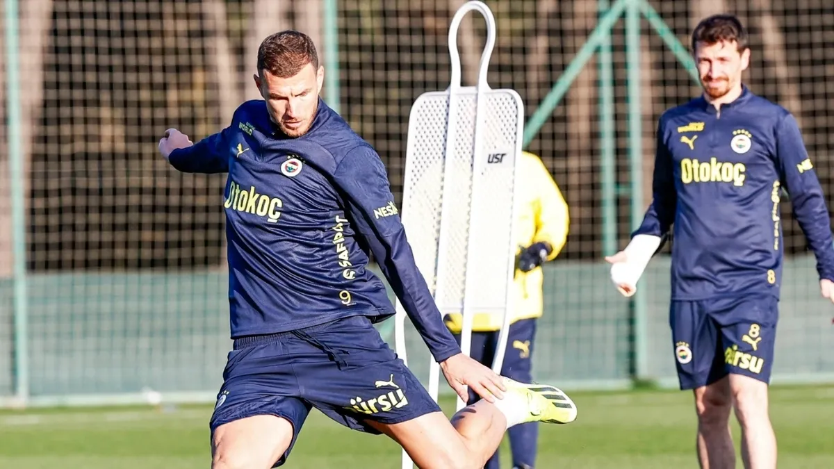 Fenerbahçe Süper Lig'de yarın Göztepe'yi ağırlayacak