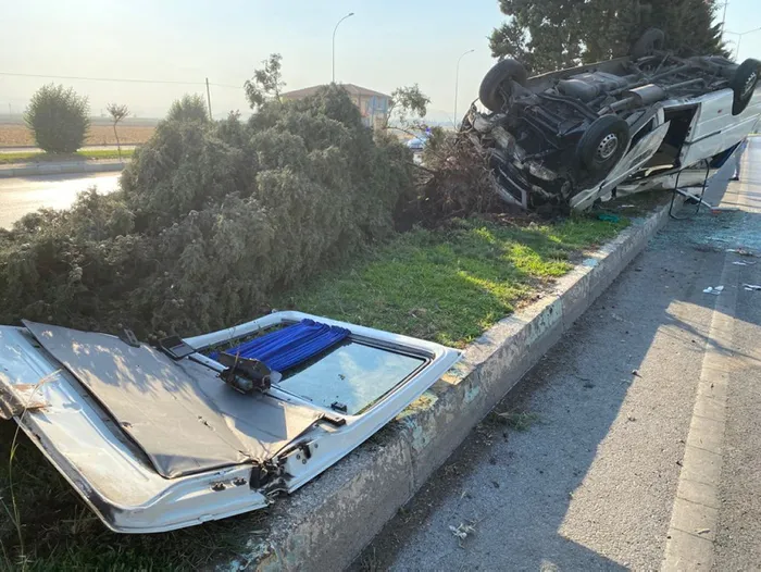 Son dakika: Kahramanmaraş'ta servis minibüsü devrildi: 8 yaralı - 1