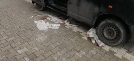 esenyurtta-kahreden-olay-3-yasindaki-ali-minibusun-altinda-can-verdi-1647264439266.jpg Esenyurt’ta kahreden olay: 3 yaşındaki Ali minibüsün altında can verdi - 2