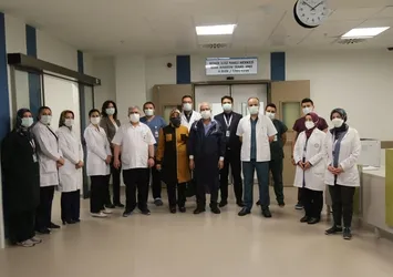 Kayseri Şehir Hastanesi’nde ilk kemik iliği nakli başarıyla gerçekleşti
