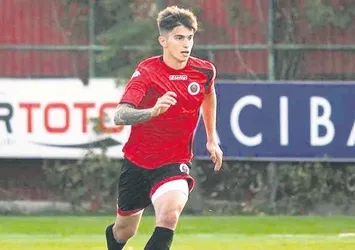 3 büyükler Berat için kapışacak
