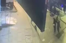 Bağcılar’da ATM önünde önce dövdüler sonra gasp ettiler