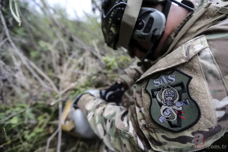 Türk ordusunun gururu SAS komandoları görüntülendi! 24
