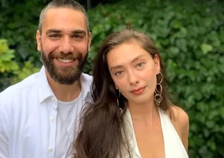 3 aylık hamile olan Neslihan Atagül'den yeni poz! Beğeni yağdı...