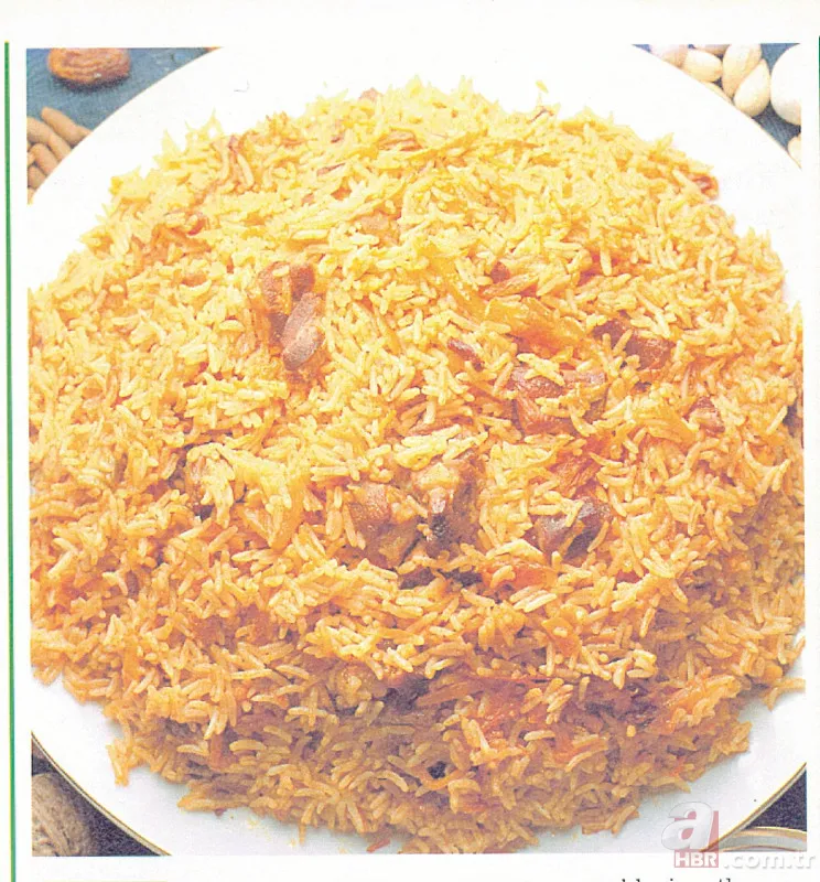 Ünlü pilavcıları tahtından edecek lezzet! Kokusuyla komşularınızı sıraya dizecek! Özbek pilavının eşsiz formülü... 4