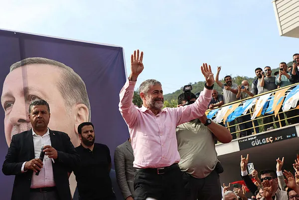 Bakan Nebati’den Mersin’de 7’liye salvo: Onların Recep Tayyip Erdoğan’ları yok! Muharrem İnce’nin adaylıktan çekilmesi...