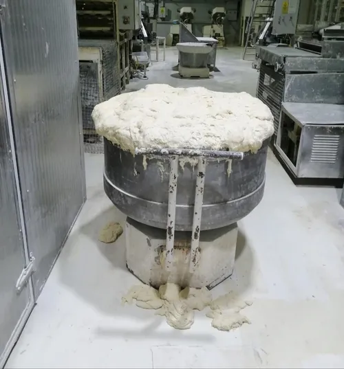 CHP’li Yavaş’ın Halk Ekmek’te ikinci rezaleti! Hijyenden uzak görüntüler şok etkisi yarattı