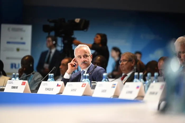 ’Kalkınma Yolu ve Orta Koridor’un merkezi Türkiye! Bakan Abdulkadir Uraloğlu’ndan flaş sözler