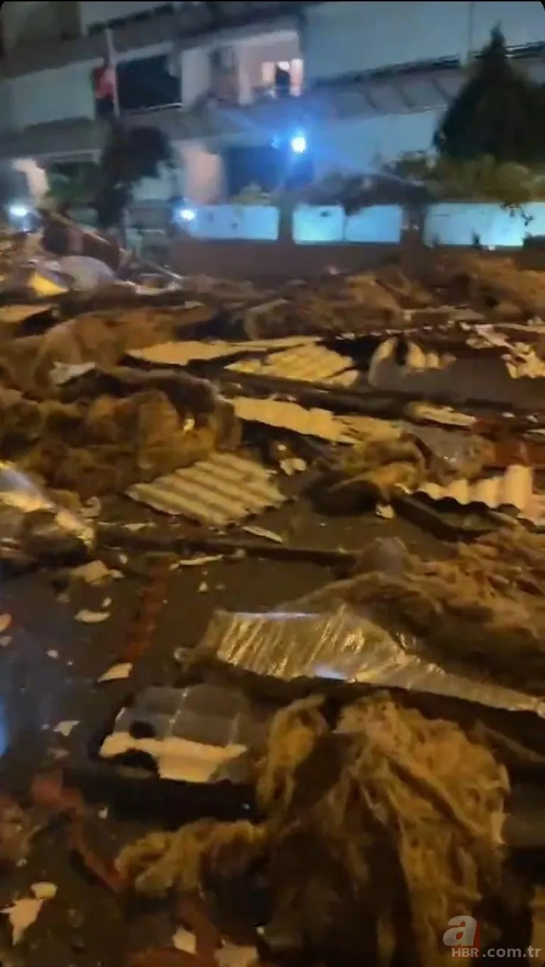 SON DAKİKA | Bursa Gemlik’te tsunamiyi andıran görüntüler! Araçlar ve dükkanlar sular altında... 4