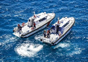 Antalya'da dalış yapan 2 amatör dalgıç su altında ceset buldu