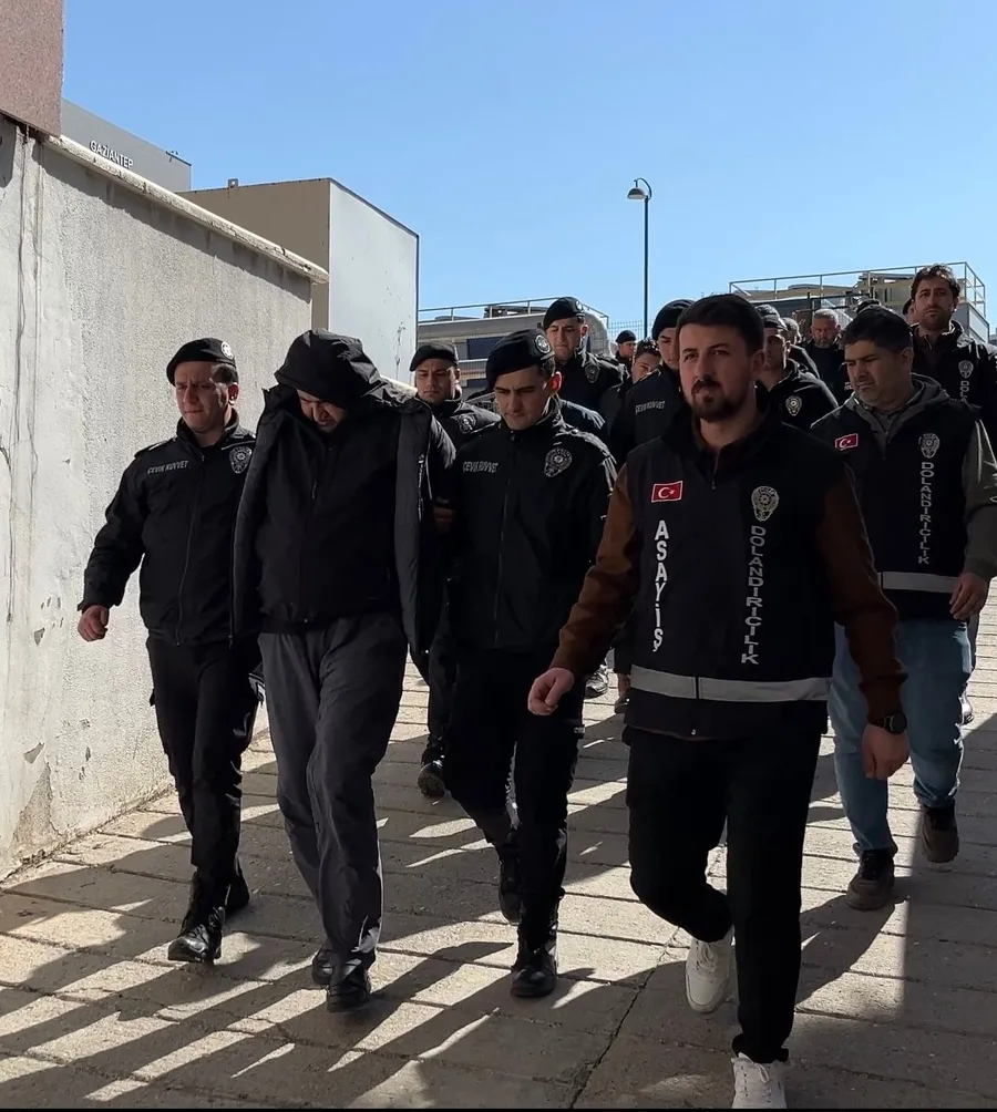 akademide-521-milyon-liralik-dev-vurgun-kadro-alamayinca-intikam-cetesi-kurdu-1775507552189.jpg Fotoğraf (DHA)