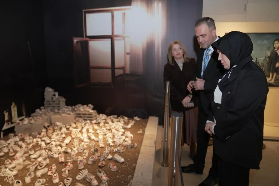 kalyon-kultur-filistine-destek-icin-sessiz-ayakkabilar-sergisini-hayata-gecirdi-1773404237114.jpeg Kalyon Kültür Filistin’e destek için “Sessiz Ayakkabılar” sergisini hayata geçirdi - 1