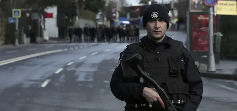 Kuruçeşme'deki şüpheli polisi alarma geçirdi