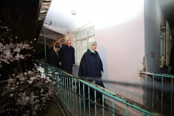 Milletin adamı! Başkan Erdoğan iftarda Ali Osman Taş ve ailesine konuk oldu