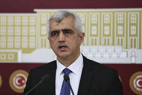 Son dakika: HDP’li Ömer Faruk Gergerlioğlu yine provokasyon peşinde! PKK'lı teröristlerin yakalandığı anları paylaşıp algı yaptı - 1