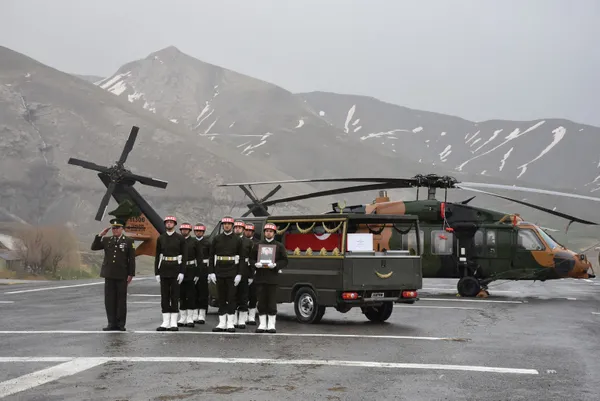 Son dakika: Pençe-Kilit şehidi Kaan Kanlıkuyu törenle memleketine uğurlandı - 2
