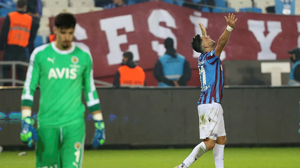 Trabzonspor İstanbul devlerine kaybetmedi! Karadeniz Fırtınası'ndan Kadıköy'de kritik sınav