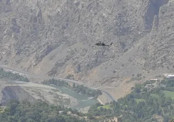 Çukurca'ya hava harekatı
