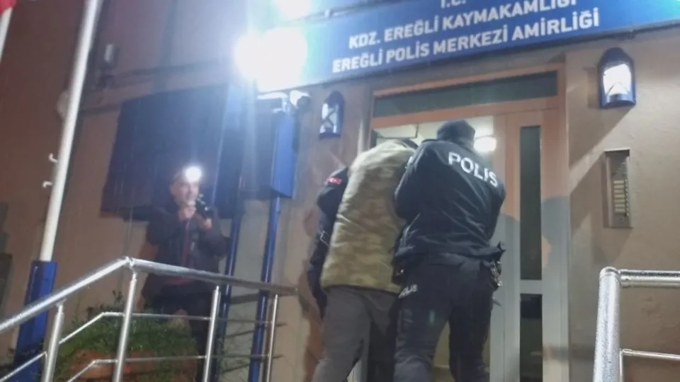 Polisten nefes kesen operasyon: 2 kilo uyuşturucu ve dinamit ele geçirildi | Gözaltılar var