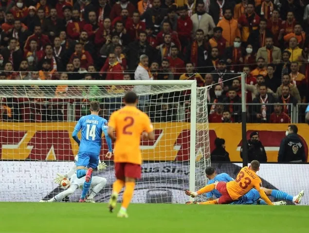 Aslanlar evinde kükredi! Galatasaray 4-2 Marsilya UEFA Avrupa Ligi maç sonucu - ÖZET - 2