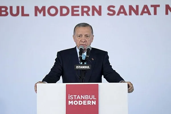 son-dakika-baskan-erdogandan-onemli-aciklamalar-1684504715862.jpeg Son dakika | Başkan Erdoğan'dan İstanbul Modern'de önemli mesajlar: Zihinsel devrimin en önemli adımı - 3