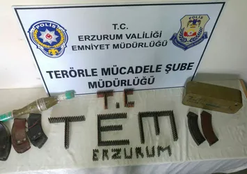 Teröristlere ait 3 sığınak imha edildi