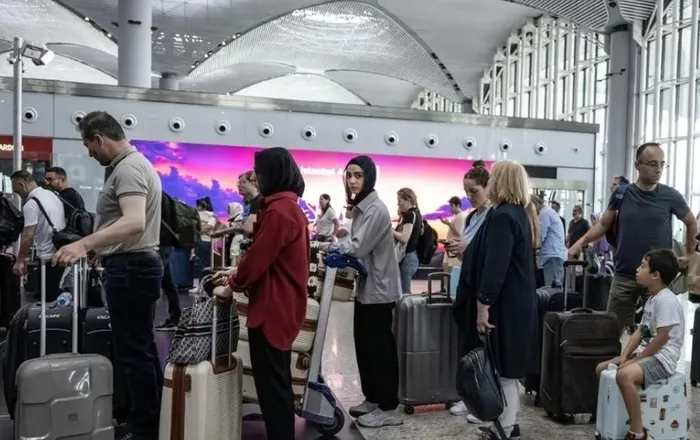 Megakentte bayram göçü başladı! Adeta akın akın gidiyorlar: Bayram tatili öncesi trafik felç