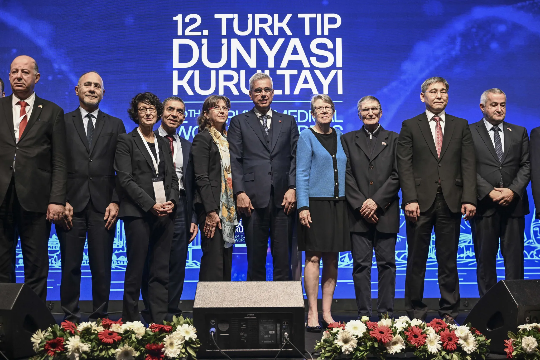 Aziz Sancar Bilim Ödülü Özlem Türeci ve Uğur Şahin'e verildi