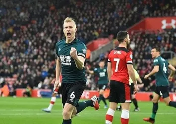 Southampton - Burnley (1-2) - Maç Özeti