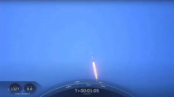 SpaceX uzaya 53 Starlink uydusu fırlattı! İşte fırlatma anının görüntüleri