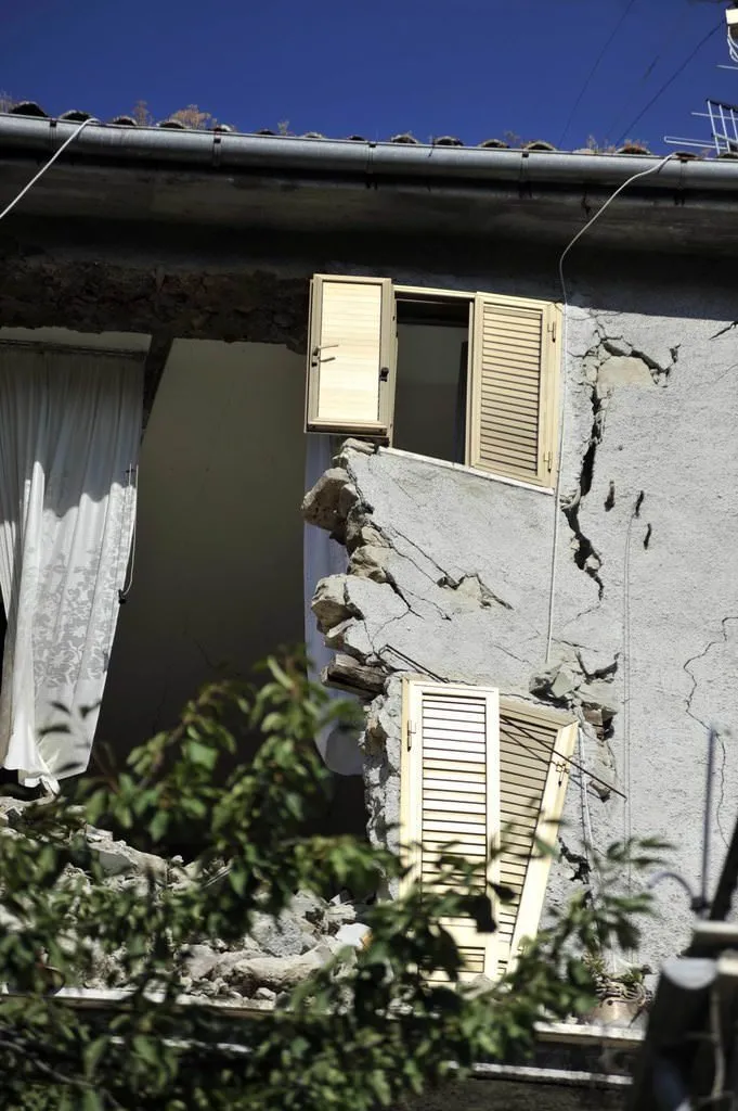 İtalya’daki depremde ölü sayısı 278’e yükseldi