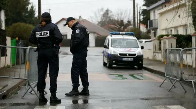 Fransa'da 40 kişilik Ermeni grubu Türk ailesine saldırdı: 4 yaralı - 2