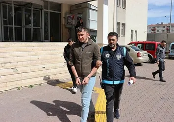 "Oyun konsolu satıyoruz" diyerek 260 bin TL dolandırdılar!