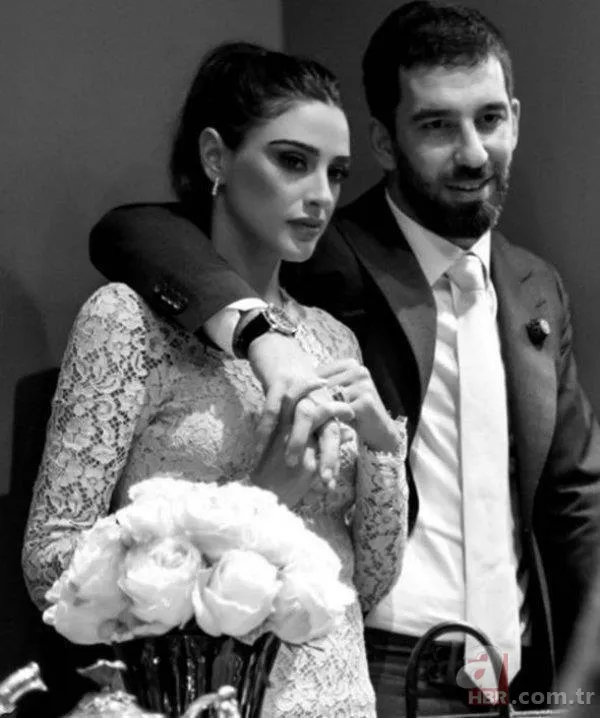 Tuba Büyüküstün’den ünlü isimlere mütevazılık dersi! Yeni aracı… 22