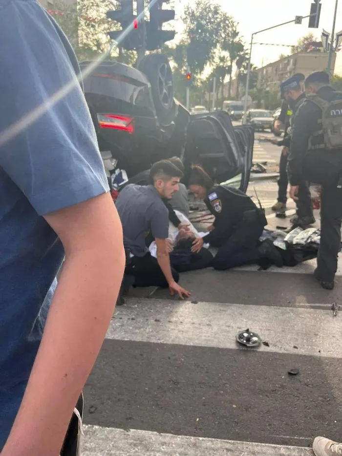 İsrailli Bakan Ben Gvir kaza yaptı! Yaralanan siyonist bakan apar topar hastaneye kaldırıldı