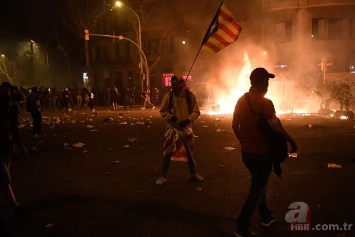 Katalonya’da bağımsızlık yanlısı protestocular Barcelona’yı savaş alanına çevirdi