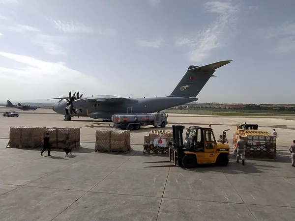 Son dakika: Türkiye’den Afganistan’a tıbbi yardım