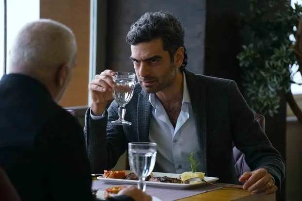 Sen Anlat Karadeniz 34. yeni bölüm fragmanı: Tahir hangi safta yer alacak? Sen Anlat Karadeniz son bölüm - 5