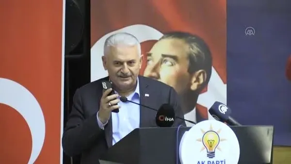 Başkan Erdoğan partililere böyle seslendi: Biz dimdik ayaktayız