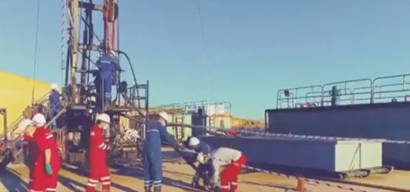 Son dakika: Başkan Erdoğan müjdeyi duyurmuştu! Bakan Dönmez detayları paylaştı! Petrol keşfinden ilk görüntüler