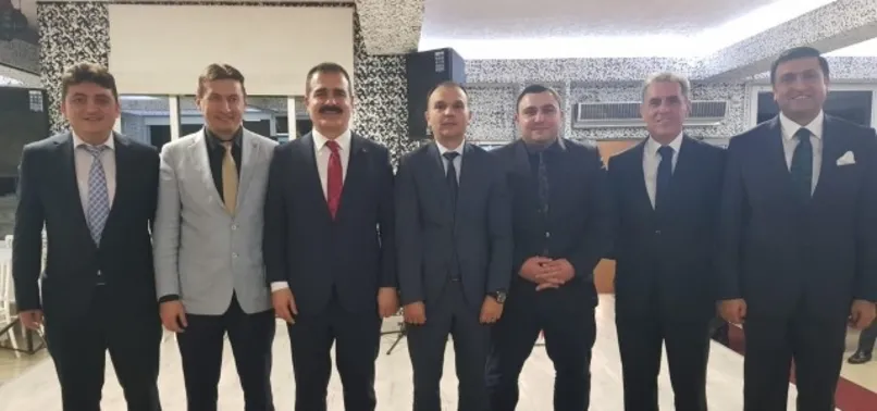 Vali İdris Akbıyık'a veda yemeğine dostları akın etti!