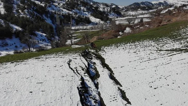 Kandilli Rasathanesi’nden deprem için yeni açıklama! Depremin şiddetini gözler önüne serdi