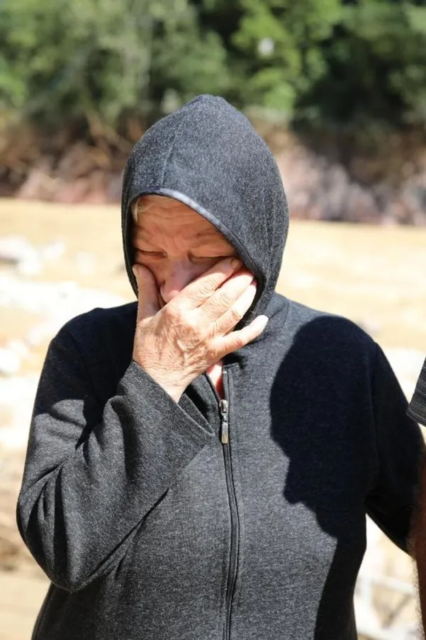 Selde kocasını kaybeden kadın: Çocuklarıma 'Babanızı aramaya gidiyorum' diyorum - 4