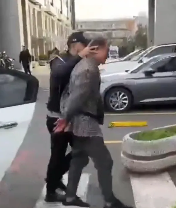 Son dakika! İçişleri Bakanı Ali Yerlikaya duyurdu: Kırmızı Bülten ile aranan 3 organize suç örgütü elebaşı yakalandı