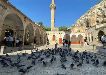 Şanlıurfa'da sıcak hava etkisini sürdürüyor