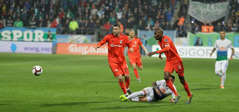 Beşiktaş, Çaykur Rizespor'a gol oldu yağdı