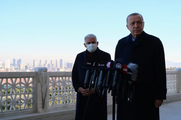 Son dakika: Başkan Erdoğan'ın karantinası bitti! Cuma namazı çıkışı önemli açıklamalar - 1