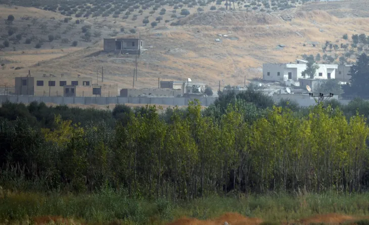 Paniğe kapılan terör örgütünün yeni mevzileri görüntülendi