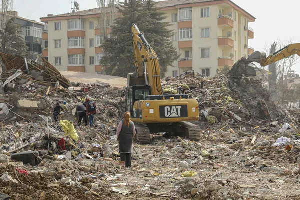 1677726923119.jpg Fahiş kiraya üçlü kıskaç! Soruşturma başlatıldı | 2 milyon TL'ye kadar ceza... - 8
